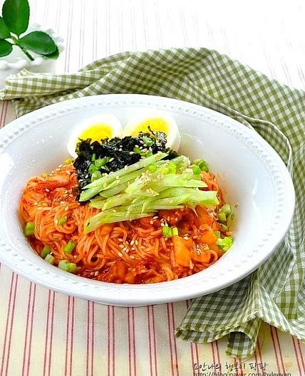 김치비빔국수