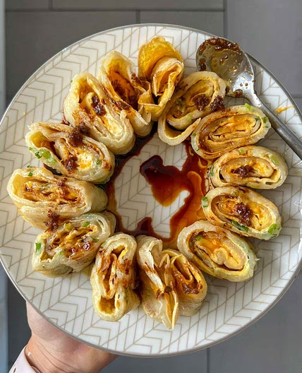 Taiwanese Dan Bing Egg Crepe (古早味蛋餅)