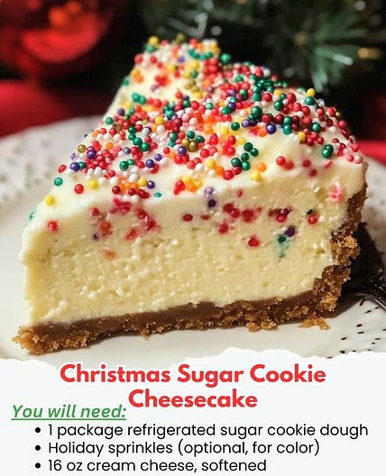 Christmas Sugar Cookie Cheesecake