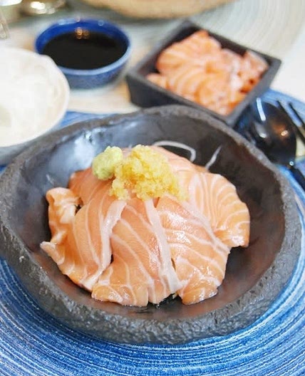 생연어덮밥 사케동 さけどん