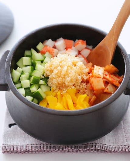김치 날치알밥 날치알해동 돌솥비빔밥 날치알비빔밥 날치알요리