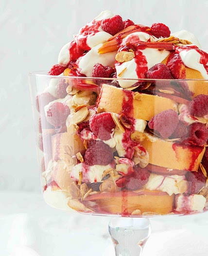 Peaches and cream cheesecake trifle recipe