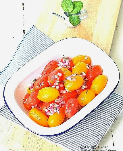 방울토마토 샐러드