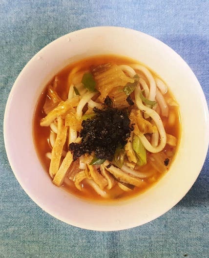 어묵면을 넣은 얼큰한 김치우동 만들기