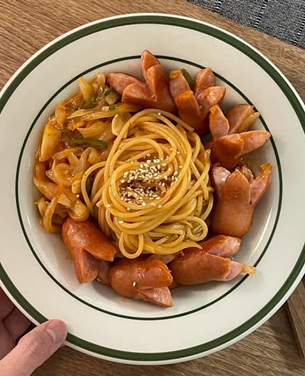 매콤달달 소세지 야채볶음 파스타👩🏻‍🍳