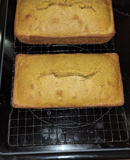 Great Aunt Gladys Pumpkin Bread