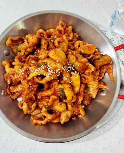 매운 무뼈닭발 만들기 닭발 삶기 양념 레시피