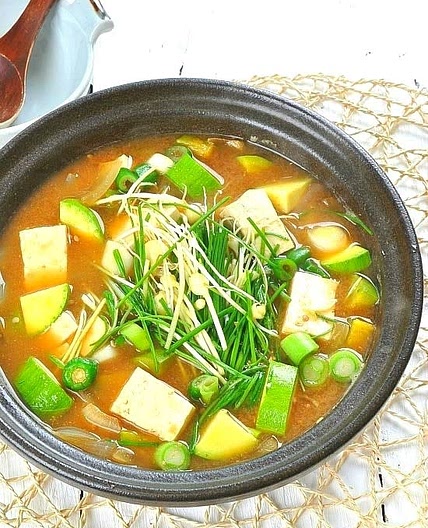 달래된장찌개