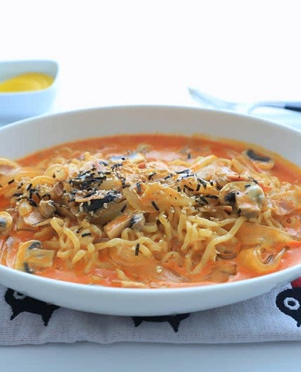 꾸덕꾸덕 맛있는 불닭까르보나라 만들기 크림불닭