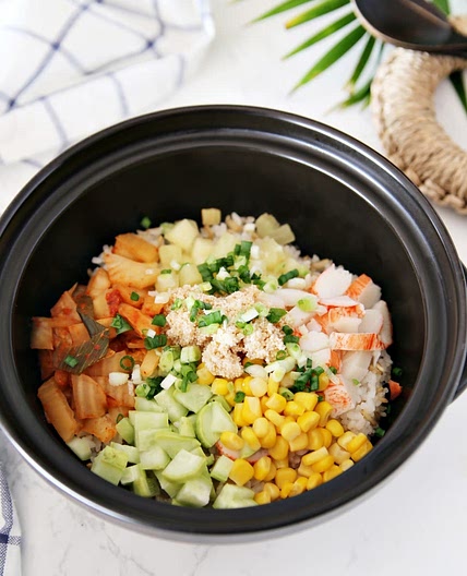 알밥 돌솥비빔밥 만들기 김치알밥 날치알밥