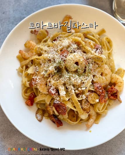 토마토바질파스타 만들기 새우바질페스토 파스타 레시피
