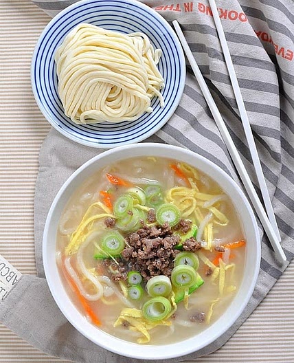 소고기칼국수