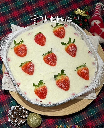 딸기티라미수 만드는법 핑거쿠키 레시피 크리스마스 케이크 만들기