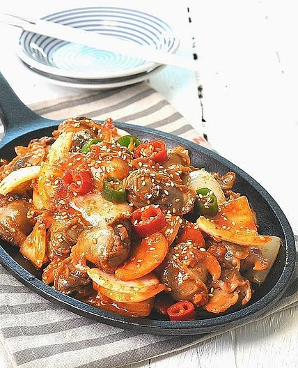 피조개볶음
