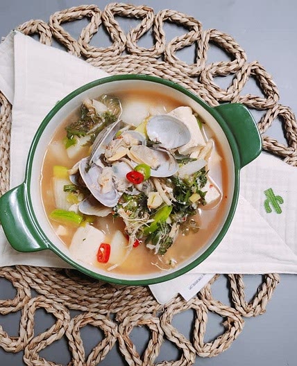 바지락 냉이 된장찌개