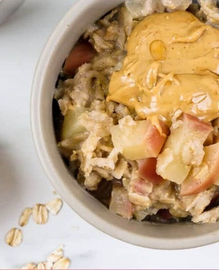 Easy apple and peanut butter oatmeal