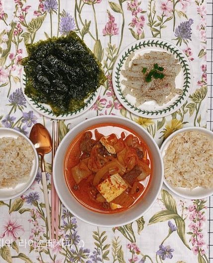 간단한 저녁메뉴 소고기김치찌개 맛있게 끓이는 법