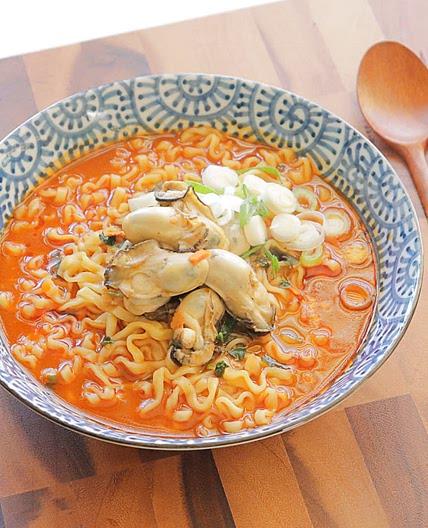 굴 해물라면