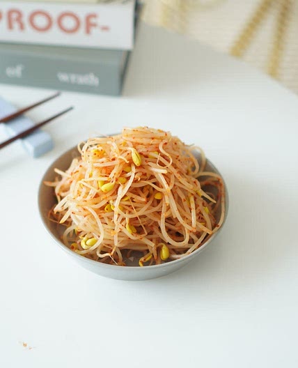빨간 삼겹살콩나물무침 만드는법 고기랑 굽굽~