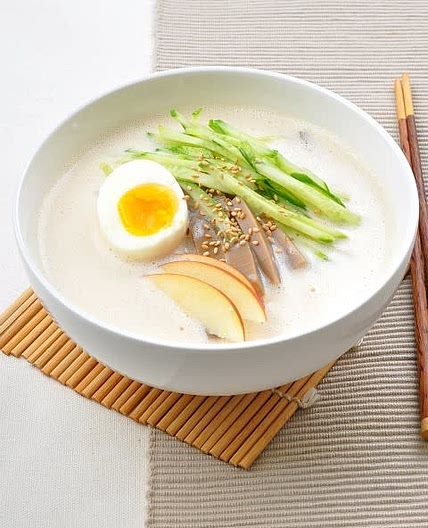 도토리묵콩국수