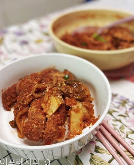 칼칼한 돈까스요리 김치가츠나베 돈까스 김치나베