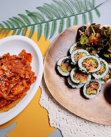 서진이네 분식 제육김밥 고추장 불고기