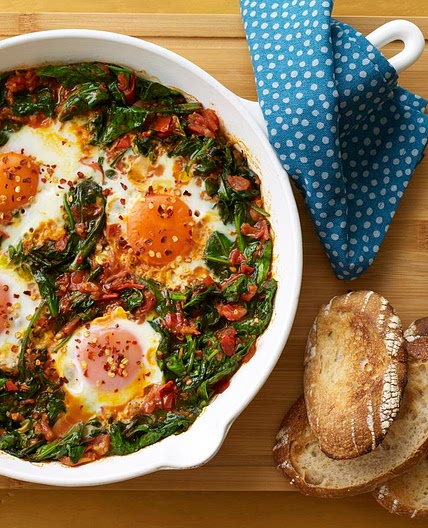 Smoky spinach shakshuka