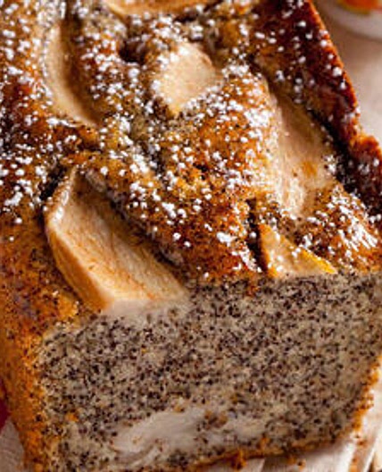 Fast Poppy Seed Pear Coffee Cake / Amit Donskoy