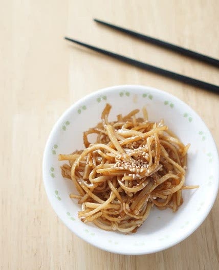 오징어 간장진미채무침 볶음 마요네즈 넣어서 부드러운 식감으로~