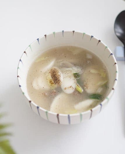 소고기 떡국 끓이는법 사골떡국으로~