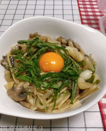 [된장 요리] 한국식 스파게티 느낌 맛있는 고소한 된장버섯파스타