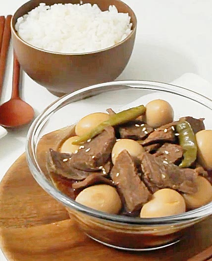 소고기 메추리알 장조림