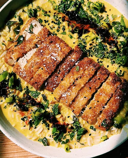 NOMEATDISCO’S TOP OF THE POPS - NO. 1 - COCONUT CRUSTED TOFU FILLET WITH LEMONGRASS CURRY 🍛 We’ve made it to number one! I can see why this one was number 1 but also it surprised me. But honestly this was so easy and so delish! Ingredients: Half a block o