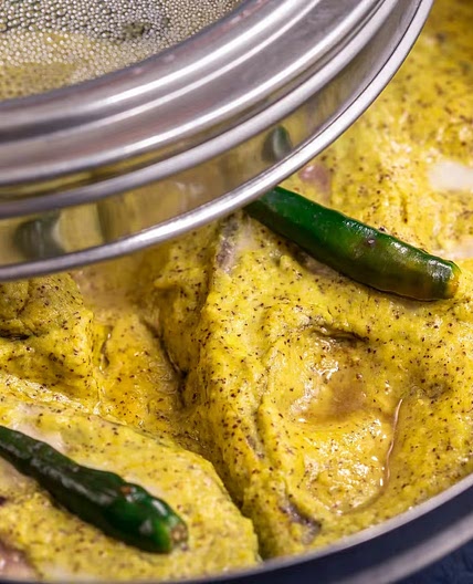 Ilish Bhapa (Bengali Mustard Fish)
