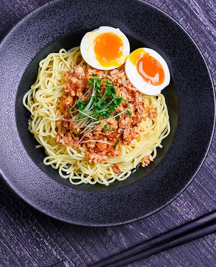 20-Minute Soupless Tan Tan Ramen Recipe (Shirunashi Tantanmen)