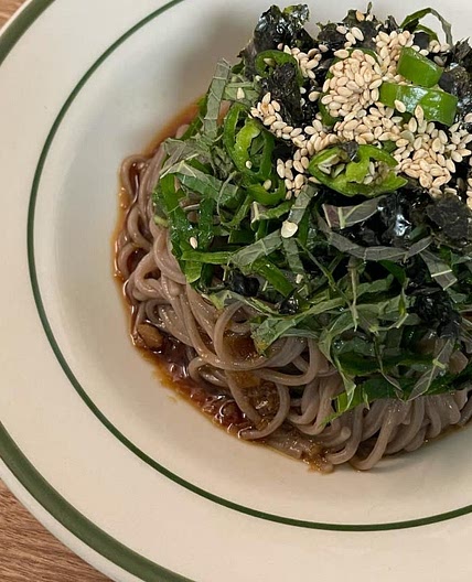 참기름 메밀 비빔국수