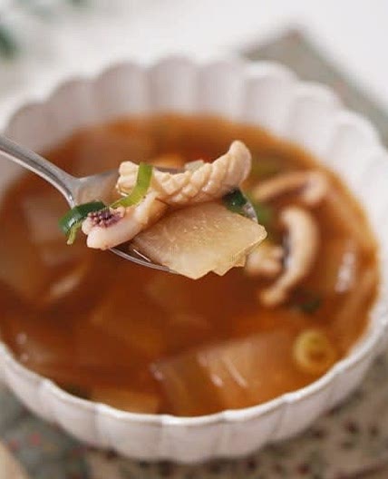 칼칼한 오징어무국 오징어국 레시피
