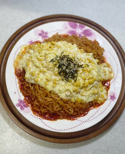 콘치즈 불닭볶음면 개발자 추천 레시피!