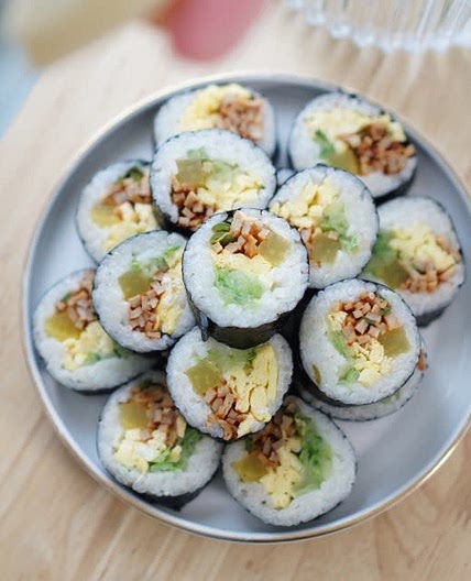 매운어묵 오이 김밥 맛있게 싸는법 조합 굿 ~