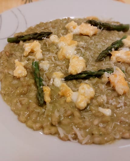 Orzotto - Asparagus and brie cream, with scrambled eggs