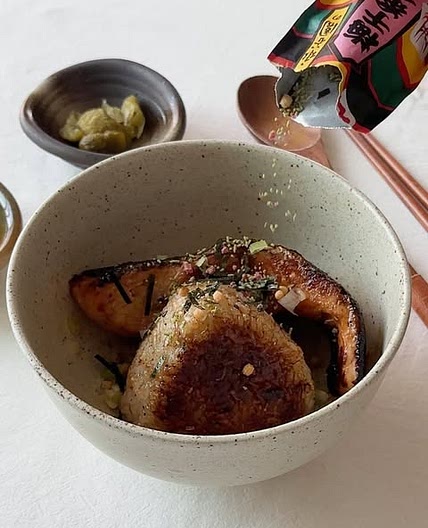구운주먹밥 연어 오차즈케🍙