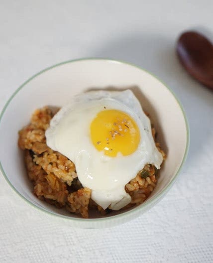 참치 김치볶음밥 만드는법 참치캔요리로 추가하세요