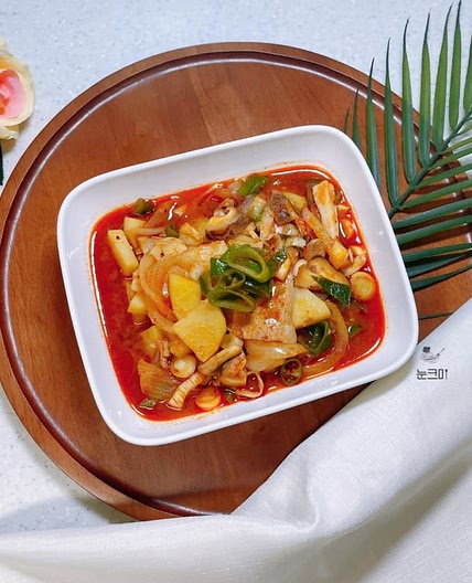 얼큰하고 칼칼한 백종원 고추장찌개 레시피