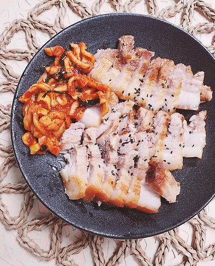 통삼겹 무수분 수육