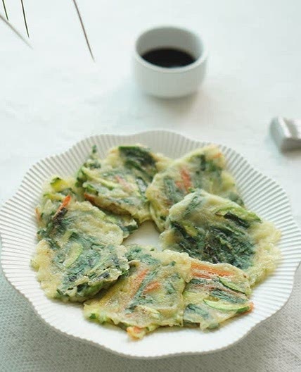 애호박 부추전 만들기 부추요리 중에 기본