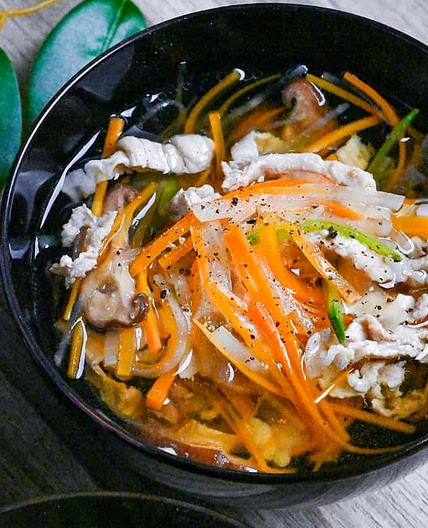 Quick Japanese Pork & Vegetable Soup | Perfect Sawaniwan Recipe