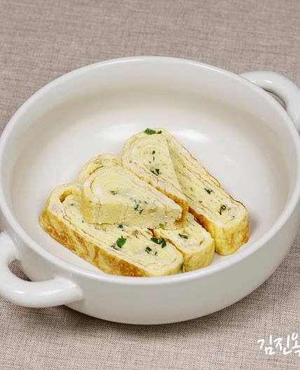 소금간이 필요없는 명란계란말이 레시피