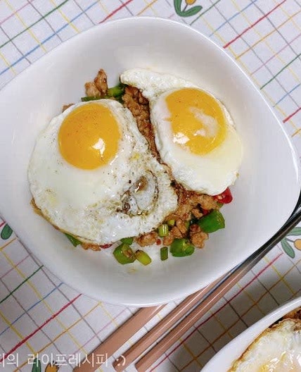[두반장 요리] 마늘쫑볶음으로 맛있는 한그릇요리 마늘쫑돼지고기덮밥 만들기