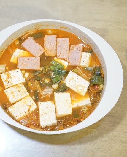 두부찌개 끓이는법 스팸 넣어서 했어요