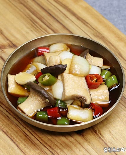 삼겹살에 곁들이면 100점짜리 밑반찬 새송이버섯장아찌 만들기 버섯장아찌